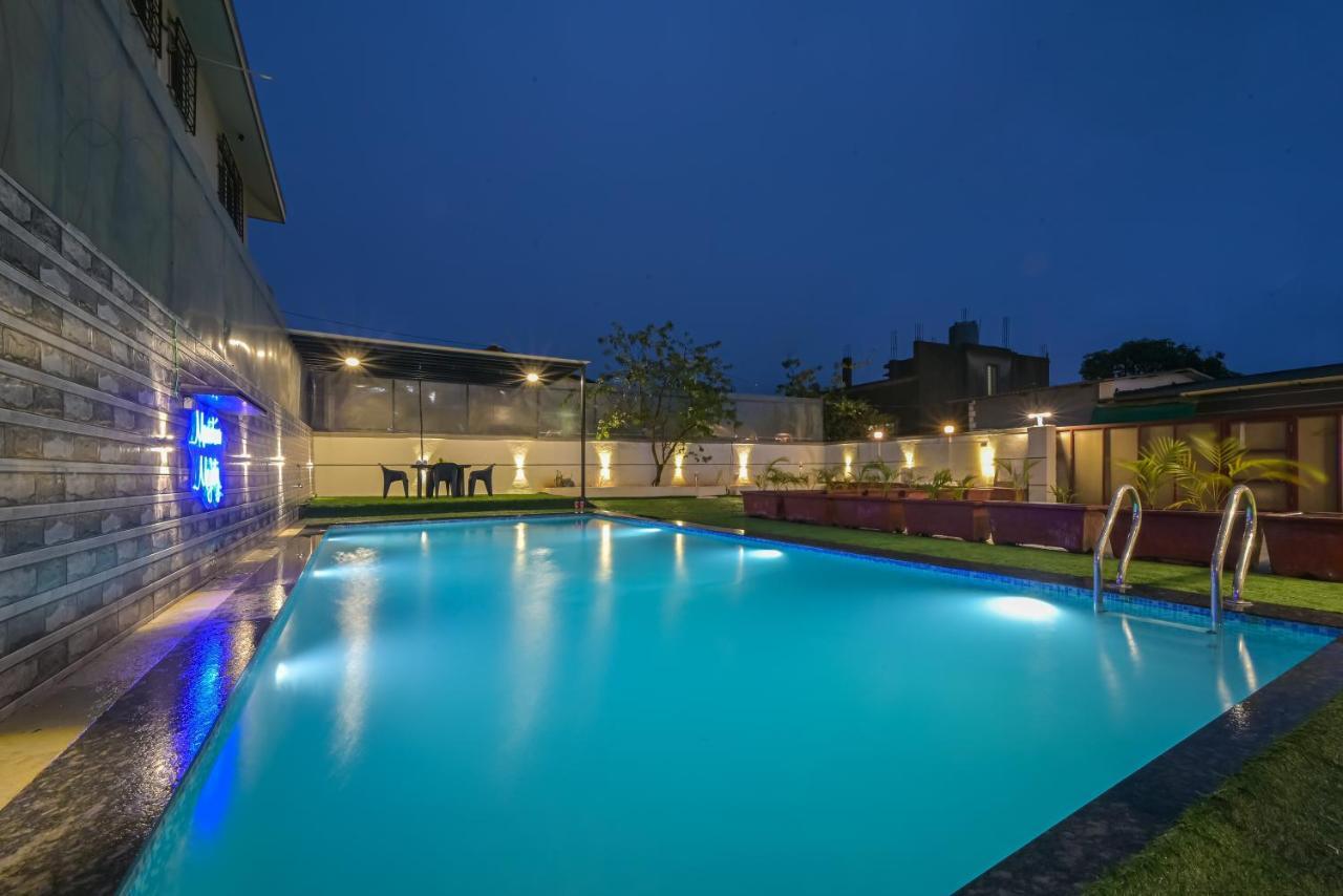 Mountain Majesty Villa By Tropicana Stays Lonavala Exterior photo