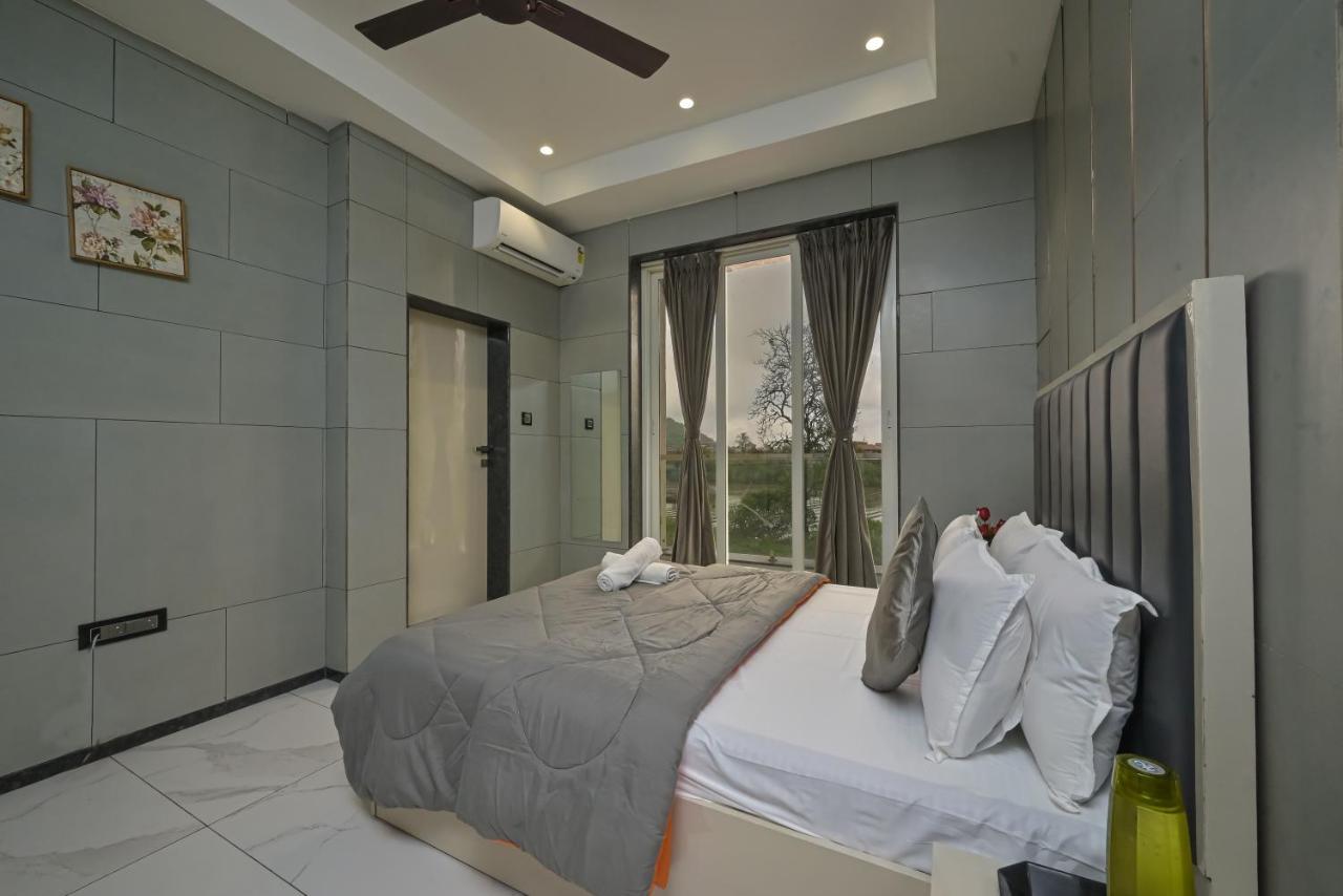Mountain Majesty Villa By Tropicana Stays Lonavala Exterior photo